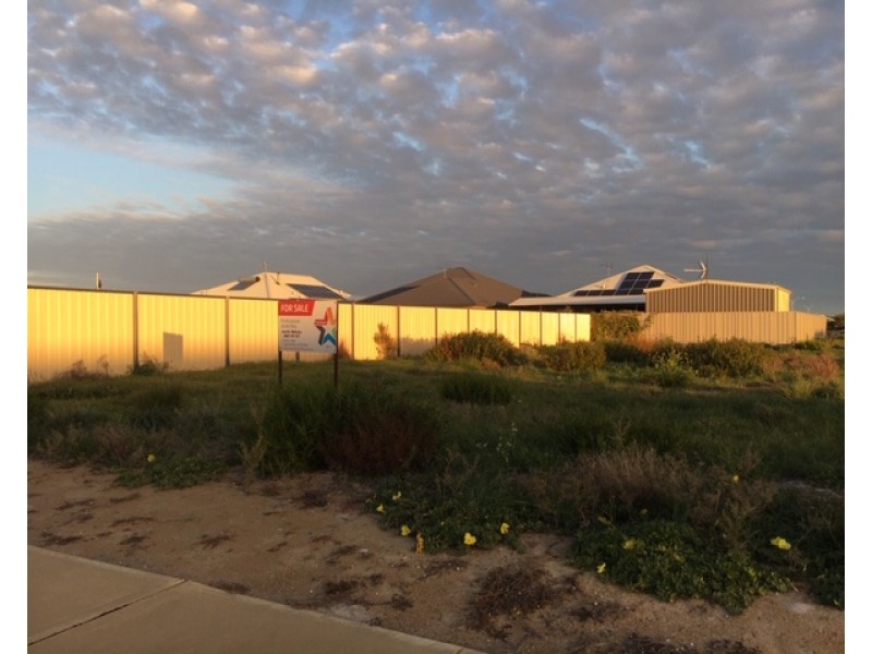 12 Hamelin Avenue, Jurien Bay WA 6516