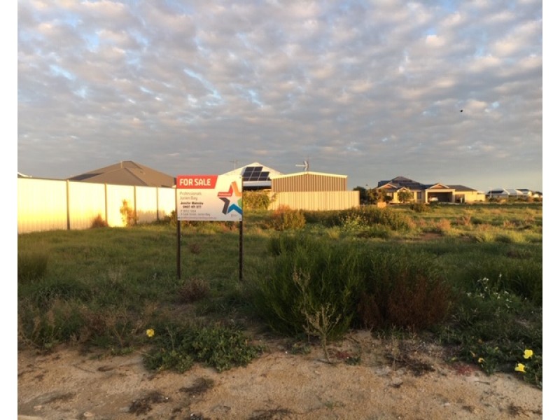 12 Hamelin Avenue, Jurien Bay WA 6516