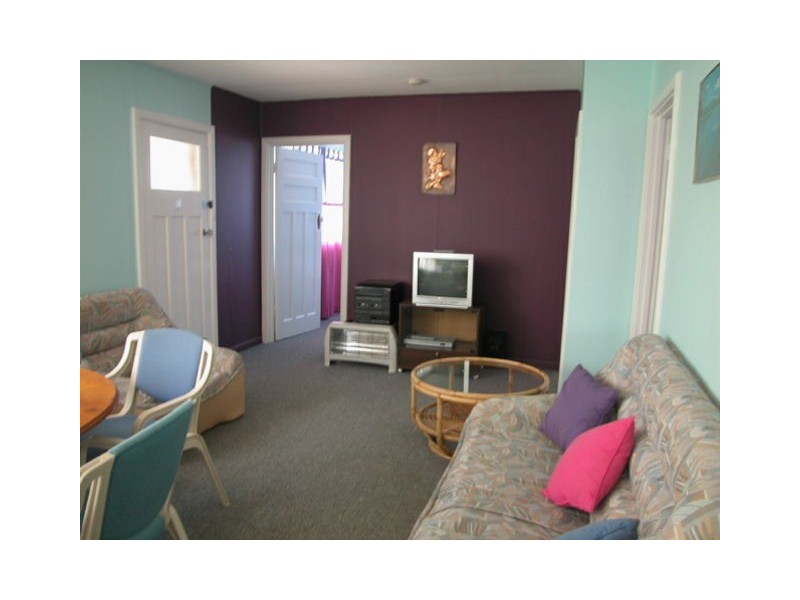 9 SHINGLE AVENUE, Jurien Bay WA 6516