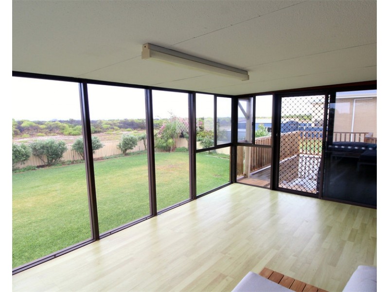 26 Bluewater Drive, Jurien Bay WA 6516