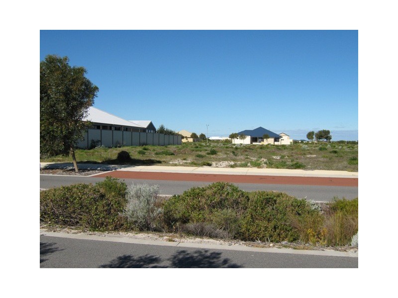 6 (LOT 487) CALADENIA WAY, Jurien Bay WA 6516