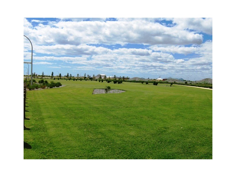 37 (LOT 798) MEELUP DRIVE, Jurien Bay WA 6516