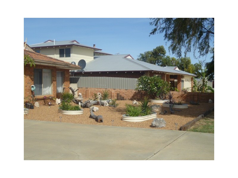 4 Croft Court, Green Head WA 6514