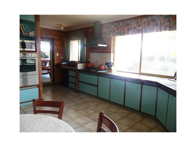 4 Croft Court, Green Head WA 6514