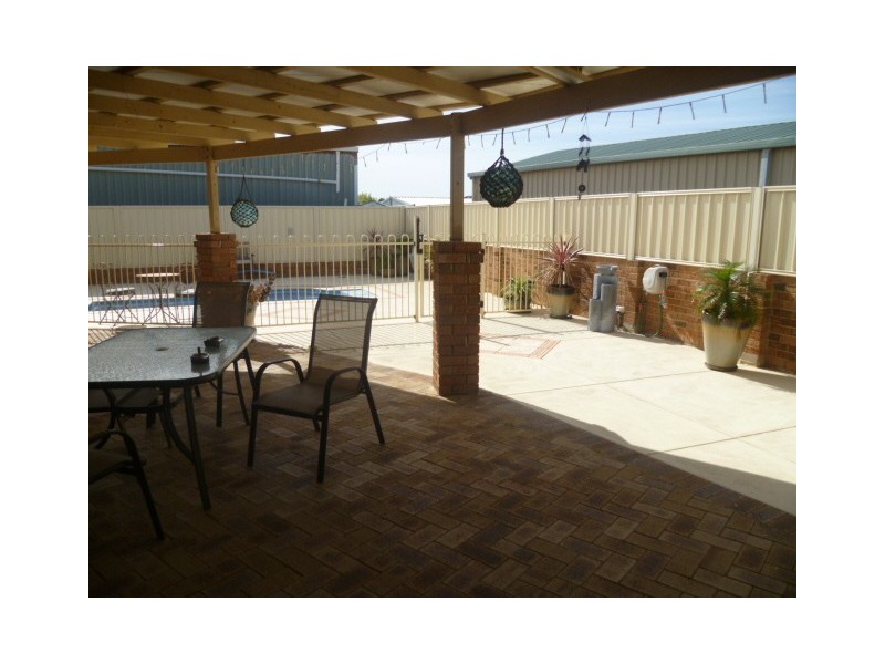 4 Croft Court, Green Head WA 6514