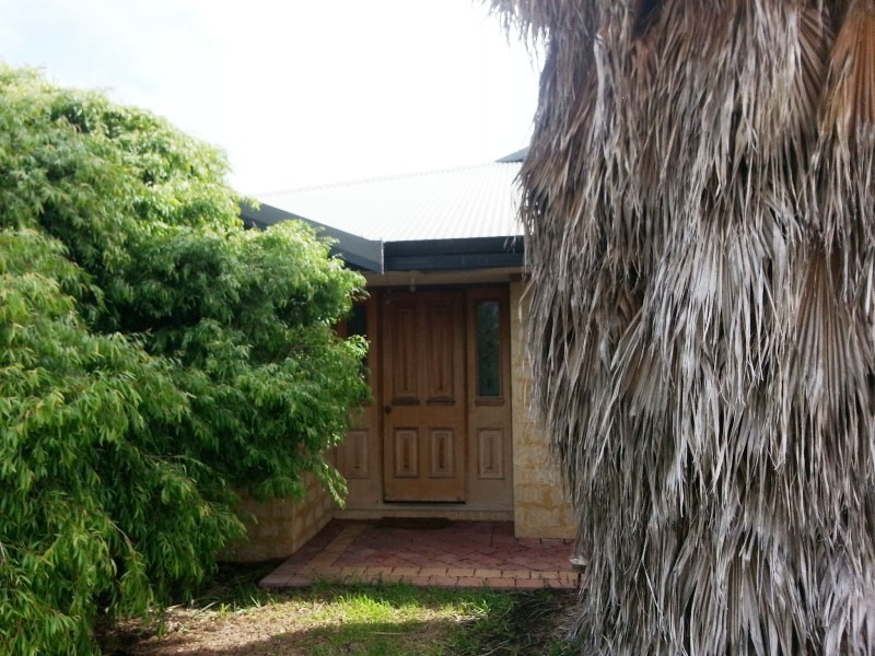 8 SHELLEY COVE, Jurien Bay WA 6516