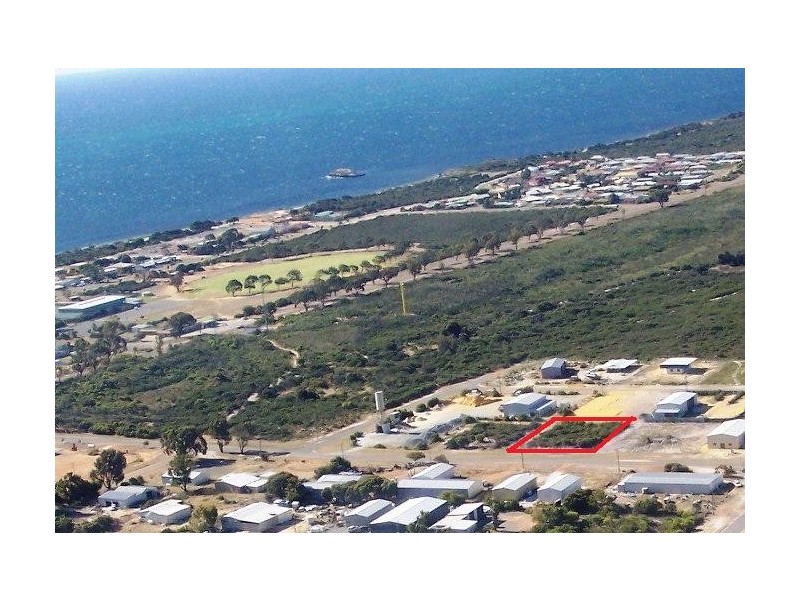 15 LAKE ST, Leeman WA 6514