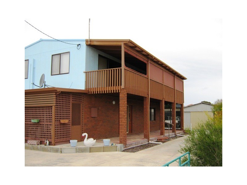 8 GREEN STREET, Cervantes WA 6511