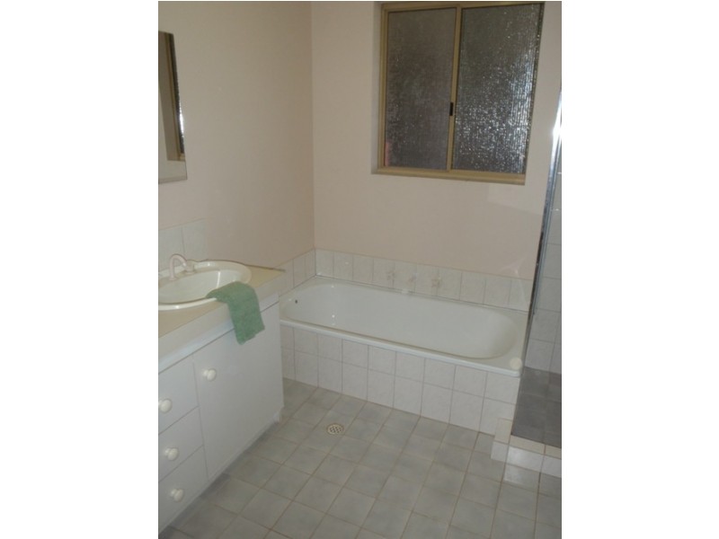 8 McDONALD PLACE, Green Head WA 6514