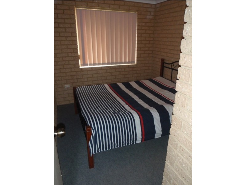 8 McDONALD PLACE, Green Head WA 6514