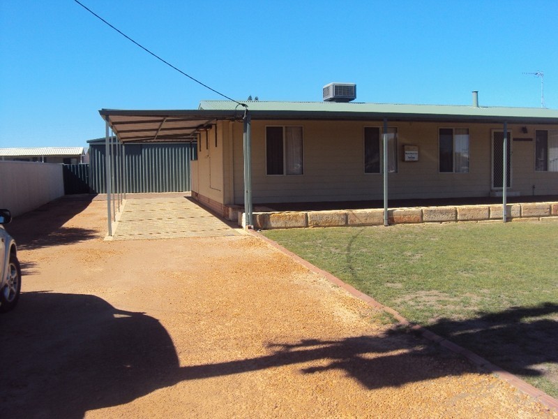 25 ELIZABETH WAY, Jurien Bay WA 6516