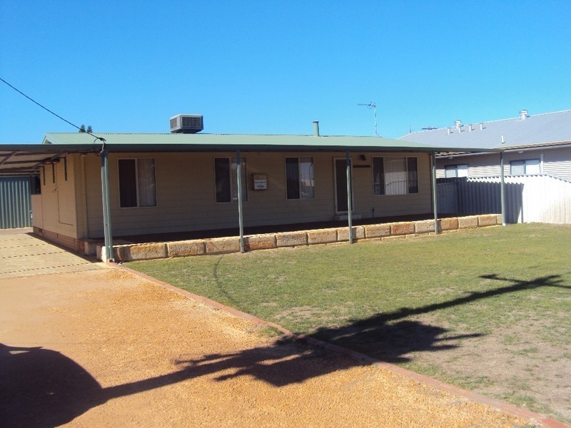 25 ELIZABETH WAY, Jurien Bay WA 6516