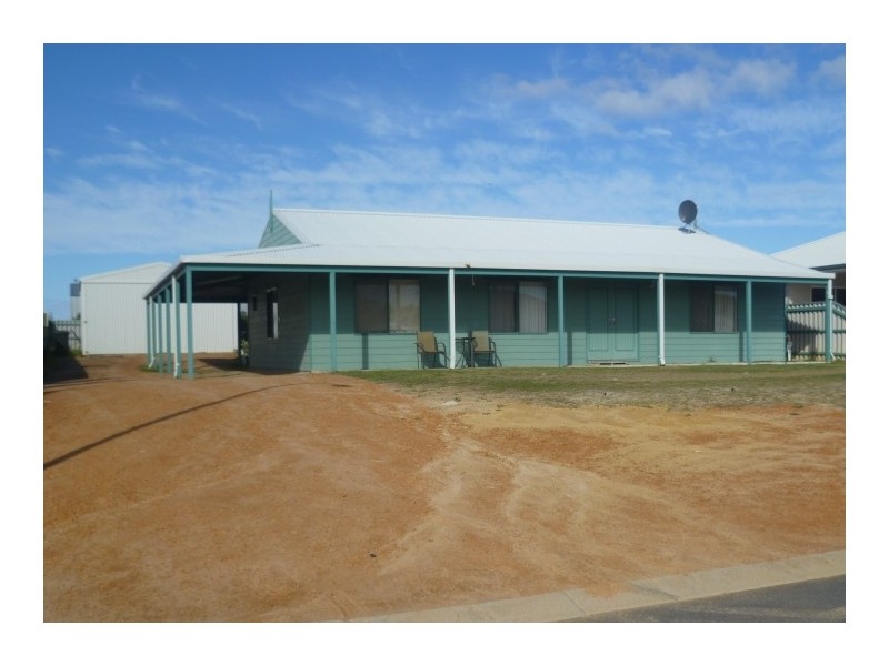 6 Williams Place, Green Head WA 6514