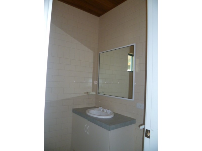 6 Williams Place, Green Head WA 6514