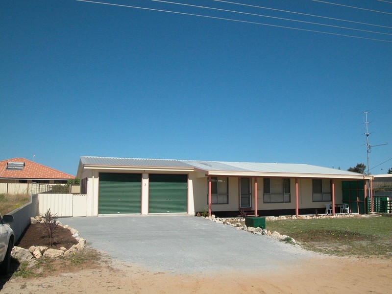 3 COUBROUGH PLACE, Jurien Bay WA 6516