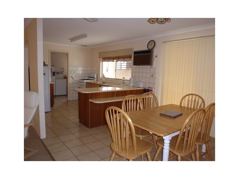 6 MALAGA COURT, Cervantes WA 6511