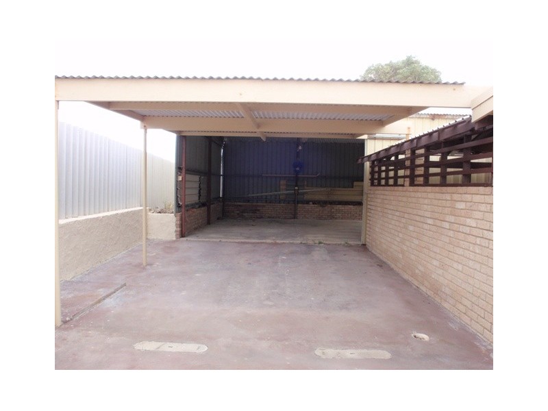 6 MALAGA COURT, Cervantes WA 6511