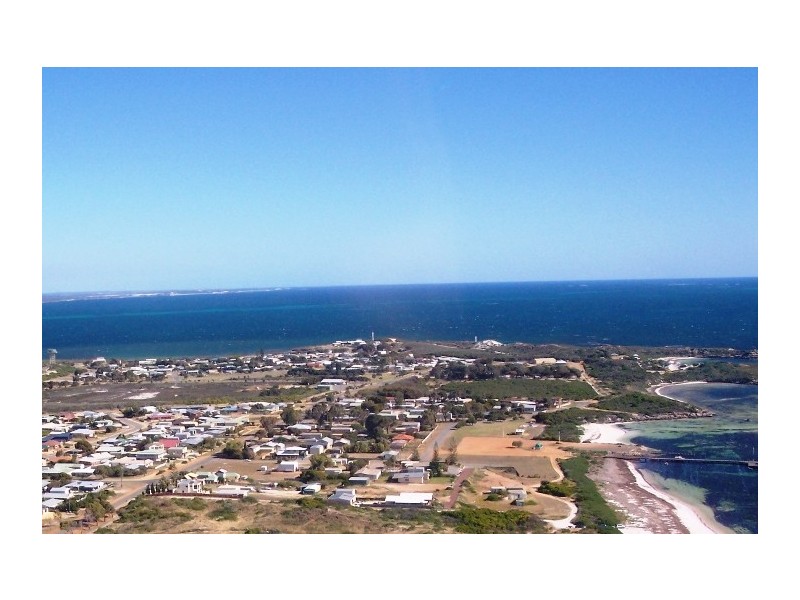 4 HUNTER CRES, Green Head WA 6514