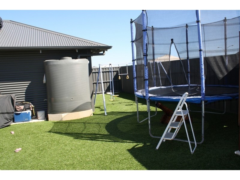 15 (LOT 464) BETTONG AVENUE, Jurien Bay WA 6516