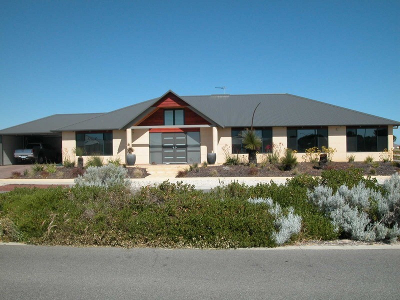 15 (LOT 464) BETTONG AVENUE, Jurien Bay WA 6516
