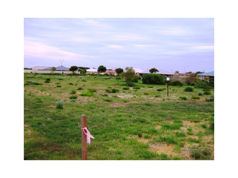 6 (LOT 535) LITTLE LAGOON WAY, Jurien Bay WA 6516