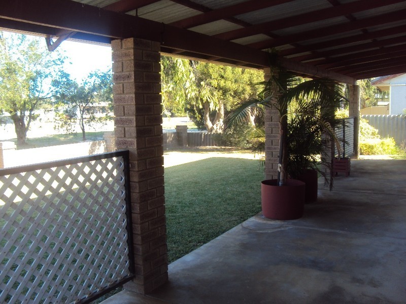 6 HAMERSLEY STREET, Jurien Bay WA 6516