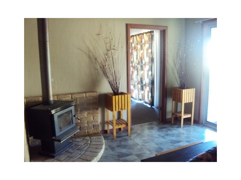 6 HAMERSLEY STREET, Jurien Bay WA 6516