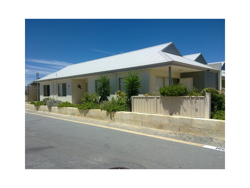 11 (U44) HEATON STREET, Jurien Bay WA 6516