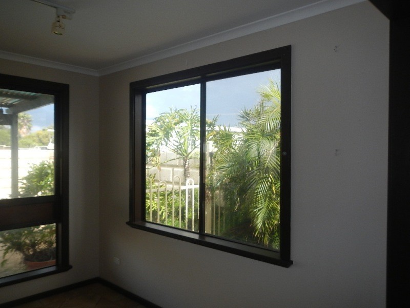 10 BONHAM STREET, Leeman WA 6514