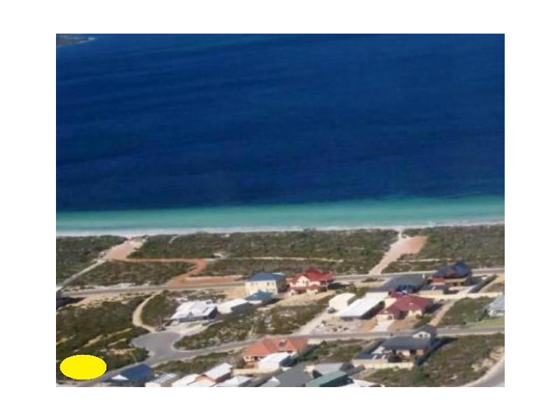 3 Glover Cres, Green Head WA 6514