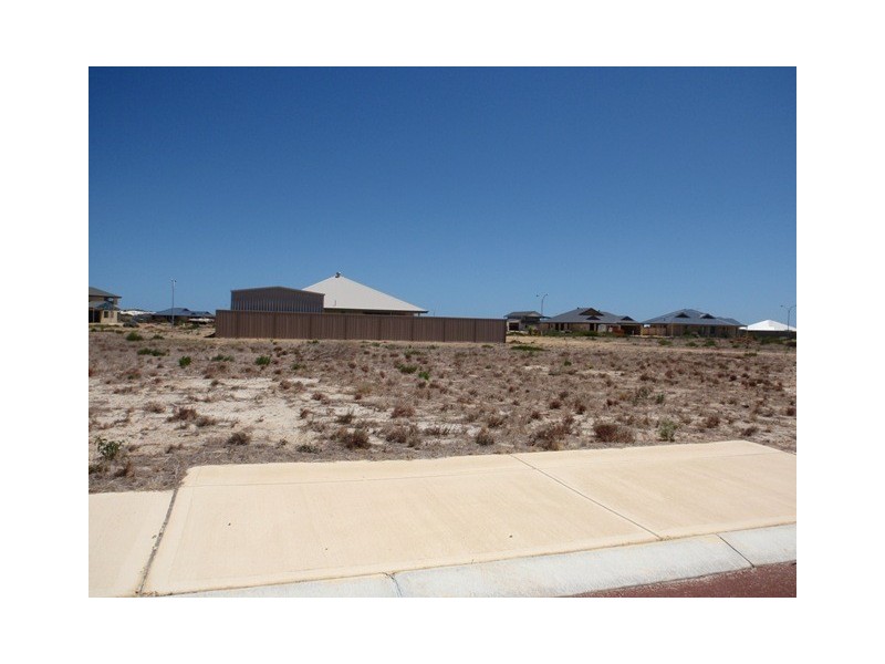 44 (Lot 834) Meelup Drive, Jurien Bay WA 6516