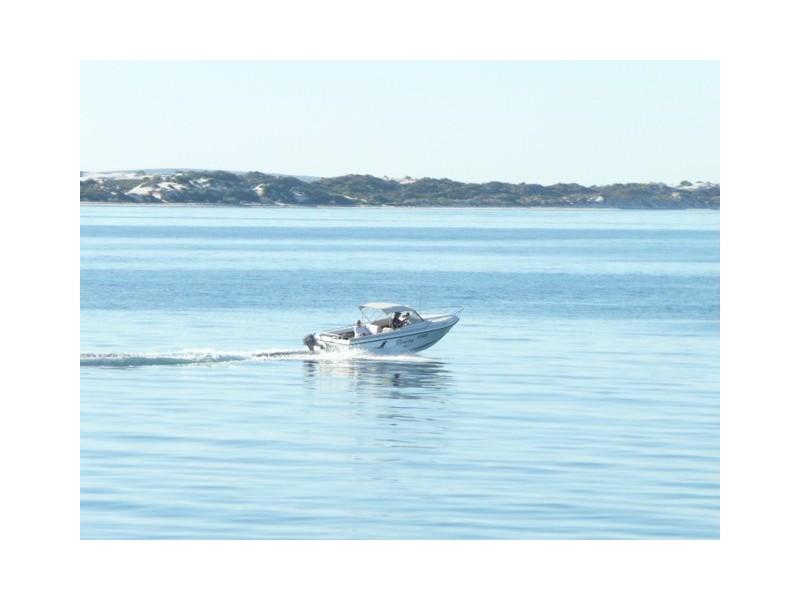 14 Pethick Loop, Green Head WA 6514