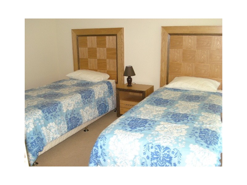 11 (U25) HEATON STREET, Jurien Bay WA 6516