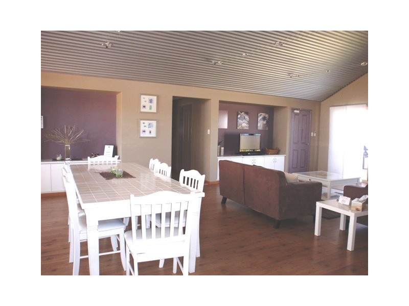 16 BETTONG AVENUE, Jurien Bay WA 6516