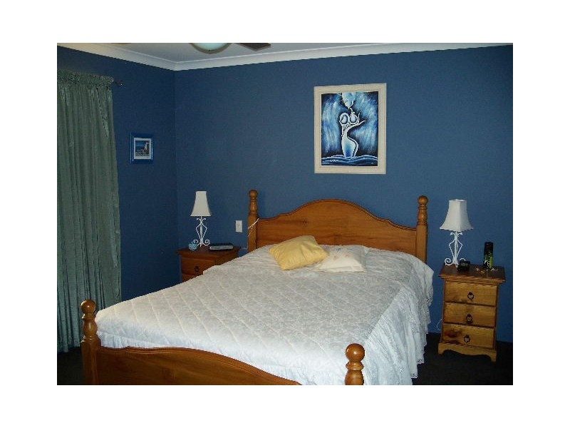 8 MALLEE CLOSE, Jurien Bay WA 6516