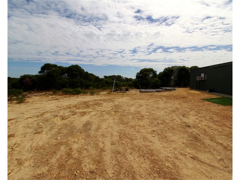 44 RIVER LOOP, Jurien Bay WA 6516
