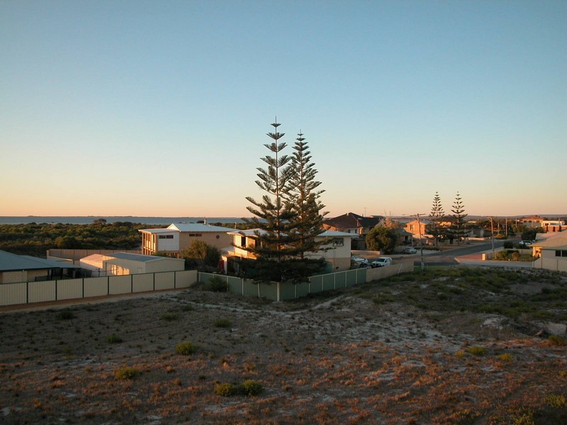 12  PINETREE CIRCUIT, Jurien Bay WA 6516