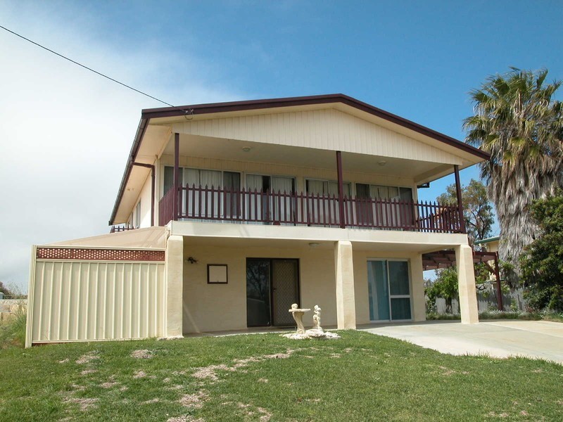 15 PADBURY STREET, Jurien Bay WA 6516