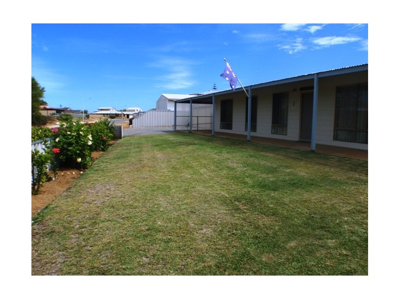 2 Heales Way, Green Head WA 6514