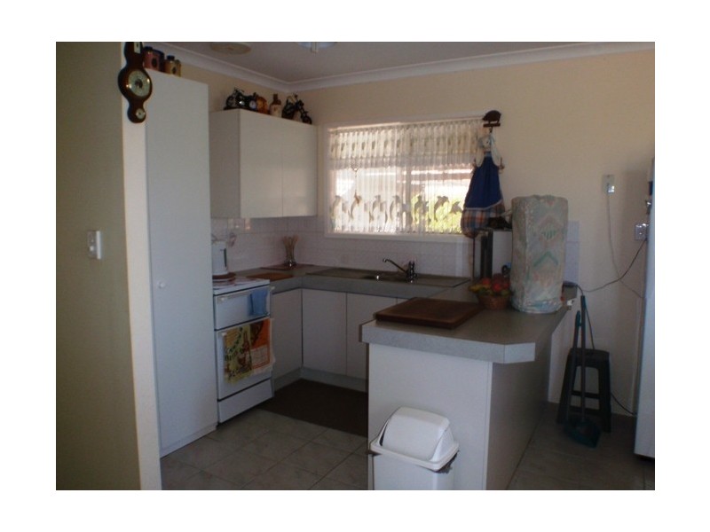 2 Heales Way, Green Head WA 6514