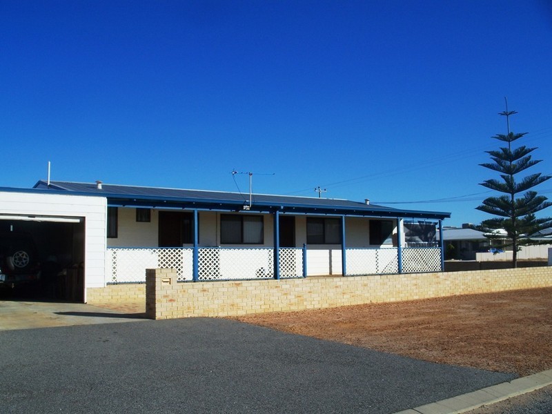 2 AVOCET STREET, Jurien Bay WA 6516