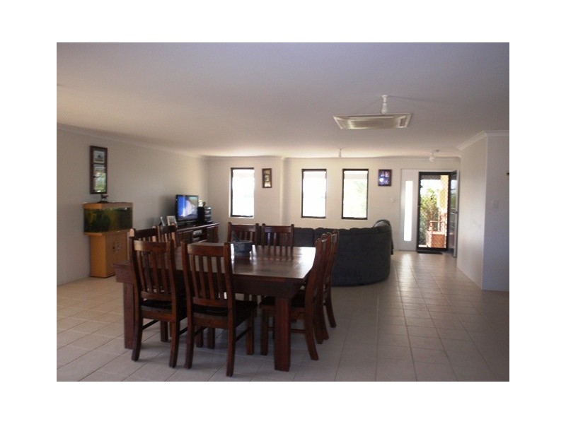 8 PEACEFUL BAY PARADE, Jurien Bay WA 6516