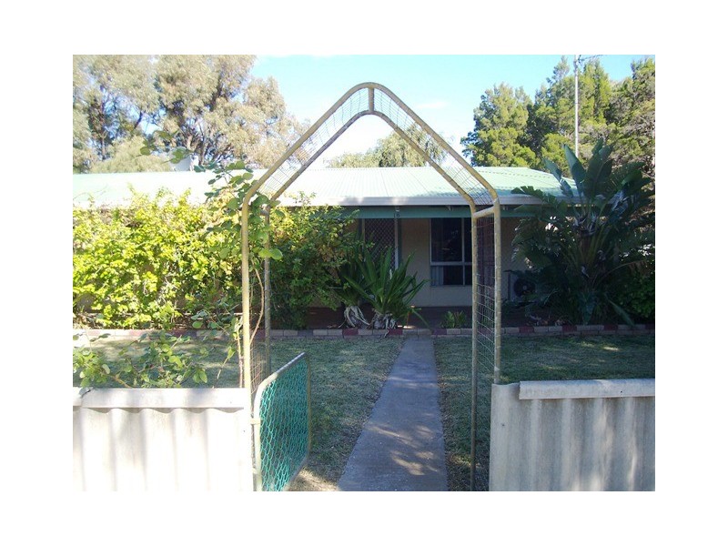16 Cameron Street, Jurien Bay WA 6516