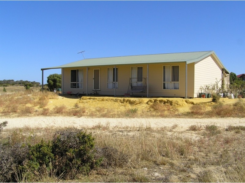 111 (LOT 81) CAMBEWARRA DRIVE, Jurien Bay WA 6516