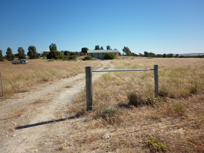 111 (LOT 81) CAMBEWARRA DRIVE, Jurien Bay WA 6516
