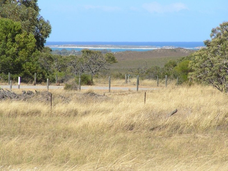 111 (LOT 81) CAMBEWARRA DRIVE, Jurien Bay WA 6516