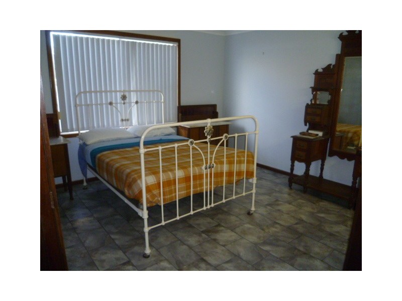 65 NAIRN STREET, Leeman WA 6514