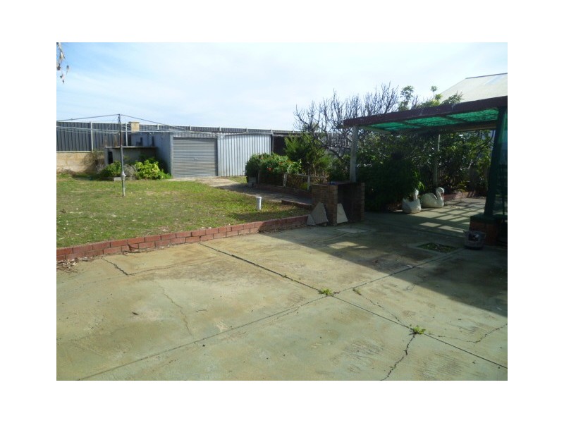 65 NAIRN STREET, Leeman WA 6514