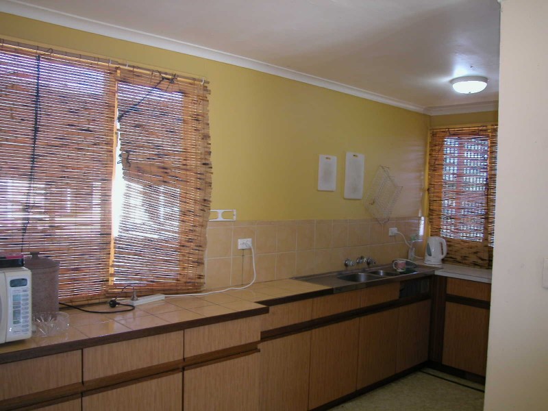 6 SHINGLE AVENUE, Jurien Bay WA 6516