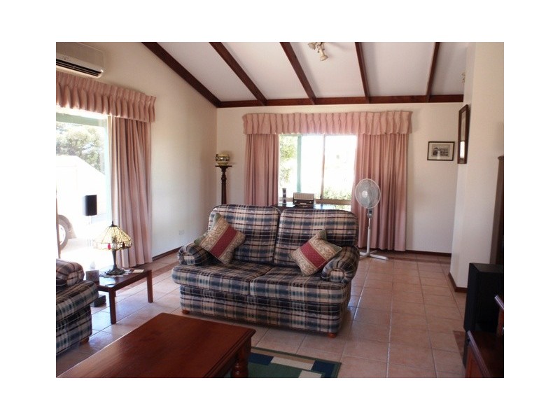 47 SHEARWATER DRIVE, Jurien Bay WA 6516